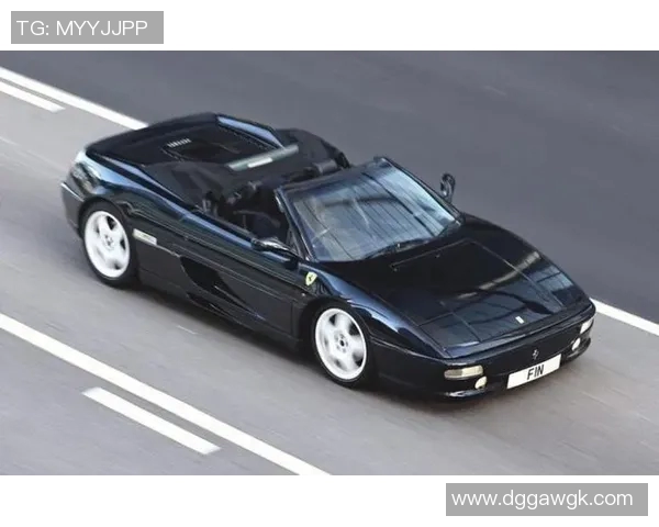 足球明星的奢华生活揭秘他们钟爱的豪车品牌与车型选择